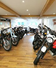 Royal Enfield Ausstellung / Showroom
Royal Enfield Classic 350
Royal Enfield Scram 411
Royal Enfield Meteor 350
Royal Enfield Interceptor 650
Royal Enfield Continental GT 650
2 Rad Center Boller
Forch
Motorrad
Zürich
Zürichoberland
Zürich Oberland