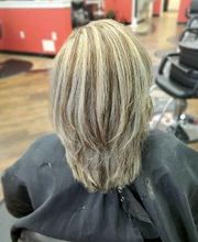 Fantastic Sams Cut & Color image 20