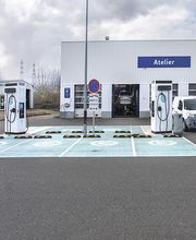 EVzen Station de recharge Norauto Roanne Mably