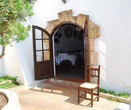 restaurant-cal-pastoret-entrada-03.jpg