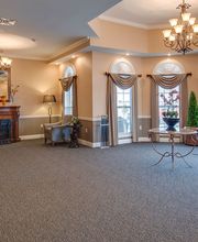 La Bonne Maison Senior Living image 11