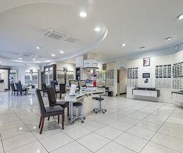 Opticien VITROLLES Optical Center image 9