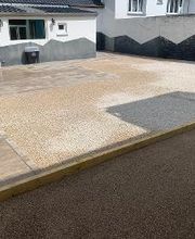 Terrasse en dallage imitation bois, terrain de pétanque et cour en ALVEOSTAR Beige sur la commune D'ANNAY SOUS LENS