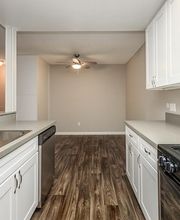 Briarwood Apartments image 7