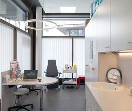 dienstzimmer-amavita-apotheke-st-moritz-bad