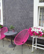 Vor der Wohnung + Raucherbereich