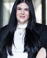 Lea Sophie Grießbach -  AXA Versicherung Poelmeyer & Kollegen GmbH in Papenburg - Kfz-Versicherung in Papenburg