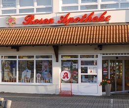Aussenansicht der Rosen-Apotheke