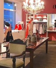 Boutique Manuela Zug Bild 5