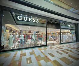 GUESS imagen 2