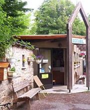 Le Pré De Charlet image 1