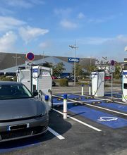 bp pulse Charging Station image 2