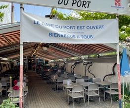 Café, Restaurant du Port Bild 1