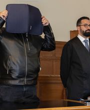 EKH LEGAL | Rechtsanwalt Ehssan Khazaeli Bild 6