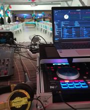Stereo Wedding image 3