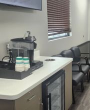 Xpress Wellness Urgent Care - Collinsville image 3