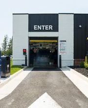 
Get a car wash at Splash In located at 24755 Gum Spring Rd, Chantilly, VA! Don’t forget to grab some food inside at our café!