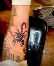 Franklins Tattoo and Supply image 12