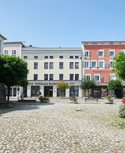 Volksbank Raiffeisenbank Oberbayern Südost eG - Filiale Laufen Bild 1