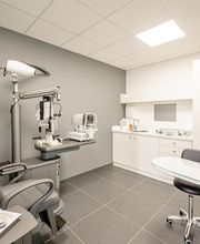 Opticien CUERS Optical Center image 8