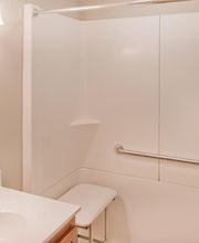 Burnett Manor image 17