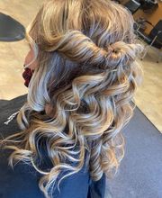 Fantastic Sams Cut & Color image 9