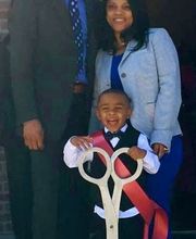 MK Dixon Funeral Home image 10