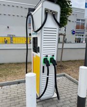 Shell Recharge Charging Station Bild 2