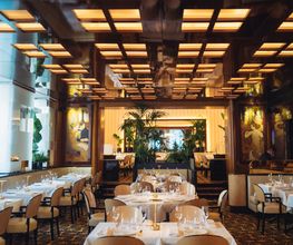 Hôtel Plaza Athénée, Paris
