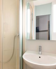 B&B HOTEL Lyon Saint-Bonnet Mi-Plaine image 7