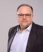 Claude Burgard Versicherungsmakler Bild 2