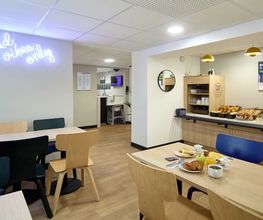 B&B HOTEL Viry-Châtillon image 10