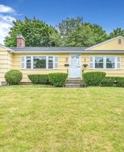 Joyce Torelli - Broker, Real Estate Consultant image 6