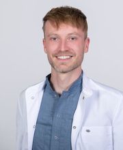 Portraitfoto von Dr. Felix Schneiderhan