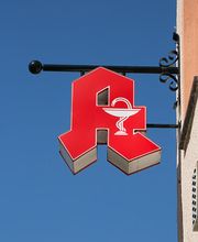 Aussenansicht der Schloß-Apotheke