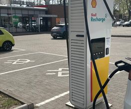 Shell Recharge Charging Station Bild 4