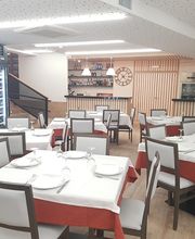 restauranteapeneiravistasalondesdemostrador.jpg