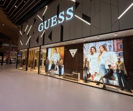 GUESS immagine 1
