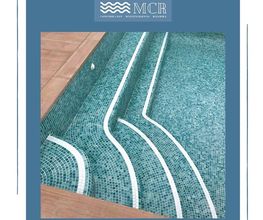 MCR_Piscinas_Sevilla_escalones_curvos.jpg