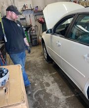 Kirksville Autoworks image 17