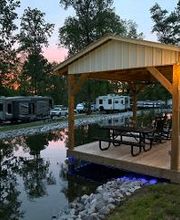 Red Coach Resort image 9