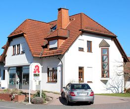 Aussenansicht der Schöffen-Apotheke