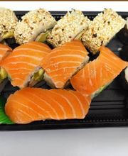 SUSHIVARIADO-DRAGONDEORO-SUSHI.jpg