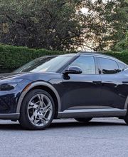 Della Transport image 3