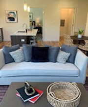 Statesman Apartments image 3