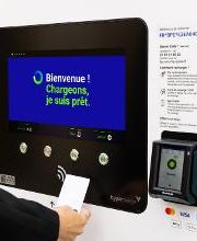 bp pulse Charging Station image 1