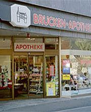 Aussenansicht der Brücken-Apotheke