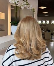 Elegance hair and beauty Bild 4