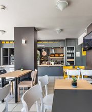 B&B HOTEL Saint Jean de Maurienne image 11