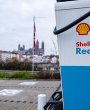 Shell Recharge Charging Station Bild 3